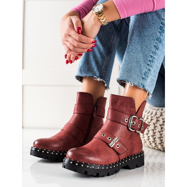 Janessa Trabalhadores com jato vermelho 1