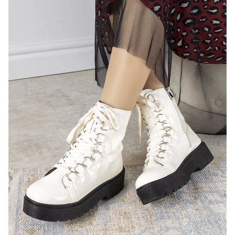 Botas brancas com sola alta Orane branco cru 1