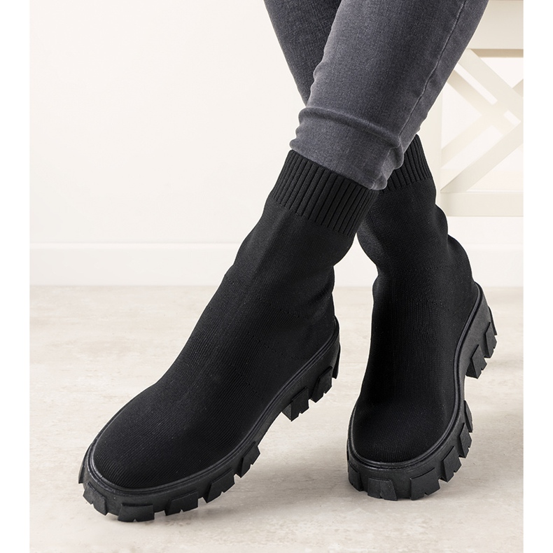 Botas pretas em uma sola grossa Randy preto 1