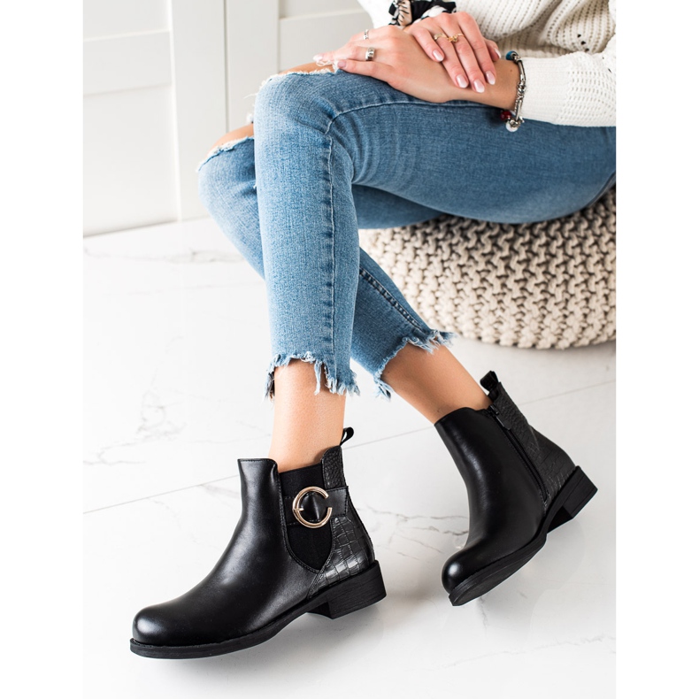 TRENDI Botas com fivela de ouro preto 1 TRENDI Botas com fivela de ouro preto 1