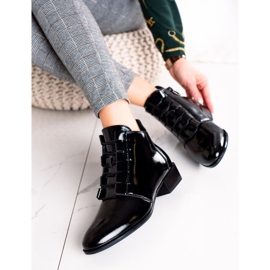 W. Potocki Botas Potocki elegantes envernizadas preto 1