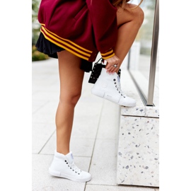 Tênis feminino Big Star II274156 com isolamento branco 1