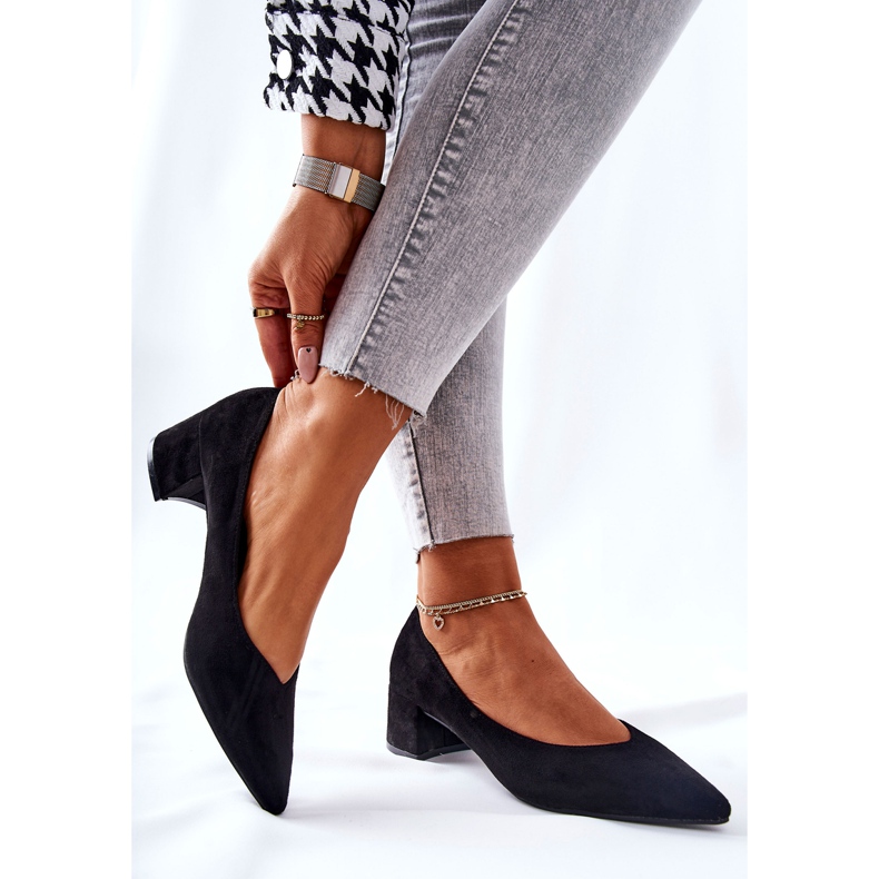 PG1 Bombas de camurça em um Black Rossie Post preto 2