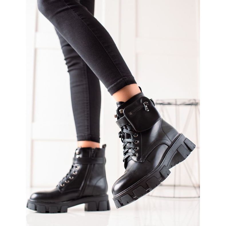 Doli-Berry Trabalhadores negros com bolso preto 1