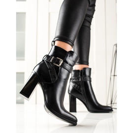 Bestelle Botas de salto alto preto 1
