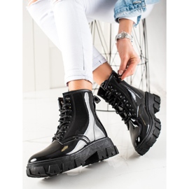 Sergio Todzi Armadilhas negras na plataforma preto 2