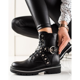 Kayla Rock Workers With Jet preto 2