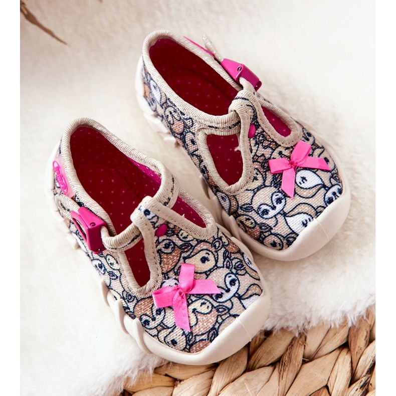 BEFADO S.A. Chinelos Inblu Roe-veado com laço 110P437 Bege marrom 1