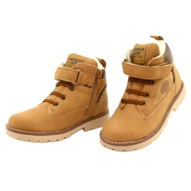 Trabalhadores isolados com camelo Fur American Club GC29 / 21 bege marrom amarelo 3