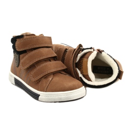 Sapatos esportivos isolados com pele American Club GC24 / 21 DK.Camel castanho 5