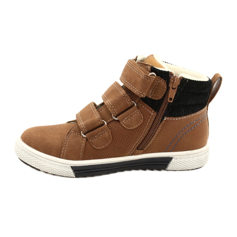 Sapatos esportivos isolados com pele American Club GC24 / 21 DK.Camel marrom 2