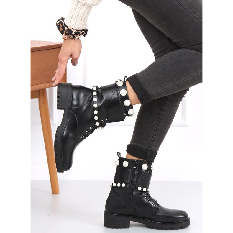 Trabalhadores da pérola de Gabo Black preto 1