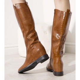 Botas marrons no padrão de pele de crocodilo Daoust marrom 1