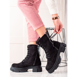 Bona Botas pretas com fecho decorativo preto 1