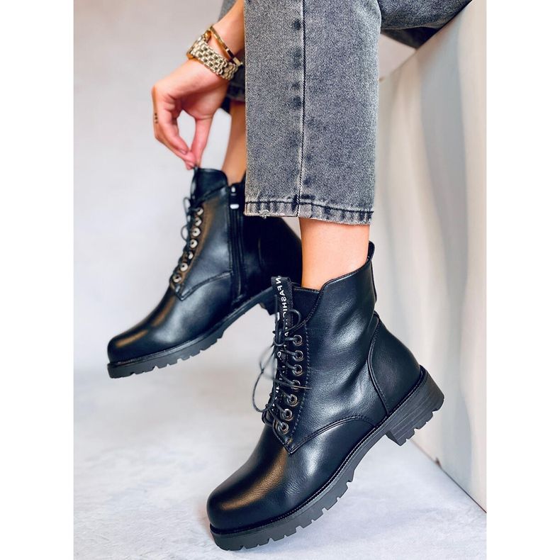 Trabalhadores ango Black amarrados preto 1