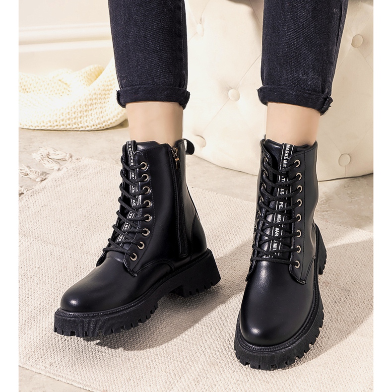 Botas isoladas femininas negras Cynthia preto 1