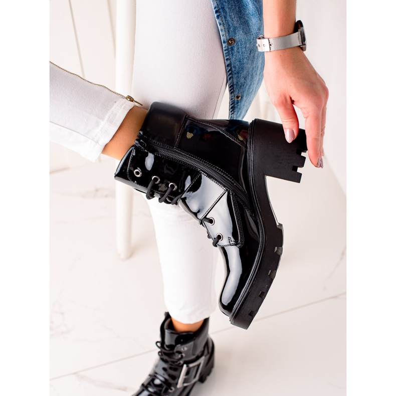 Evento Trabalhadores lacados de salto alto preto 1