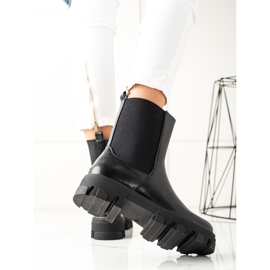 TRENDI Botas na plataforma preto 1