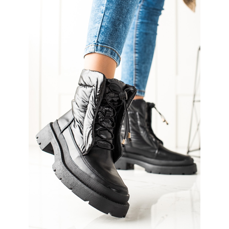 Small Swan Botas de neve pretas na plataforma preto 1