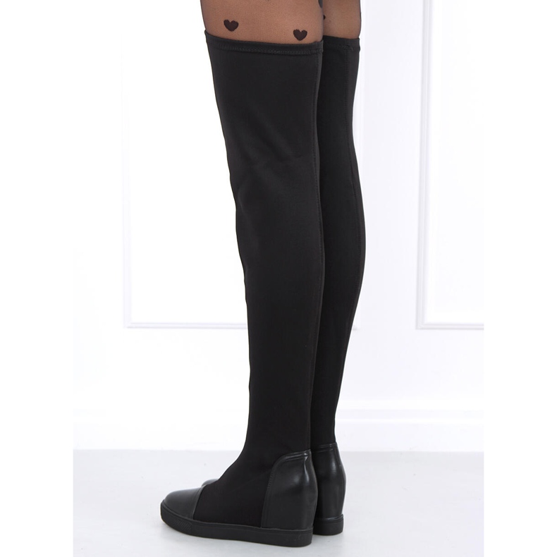 Botas meia na cunha Futura Preto 2