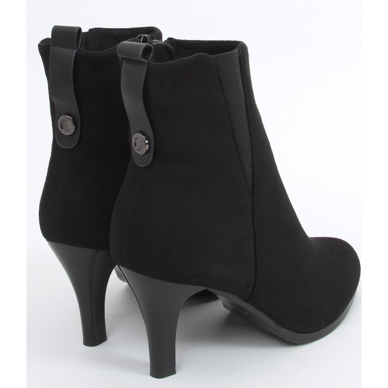 Botas em um estilete Gaja Black preto 1 Botas em um estilete Gaja Black preto 1