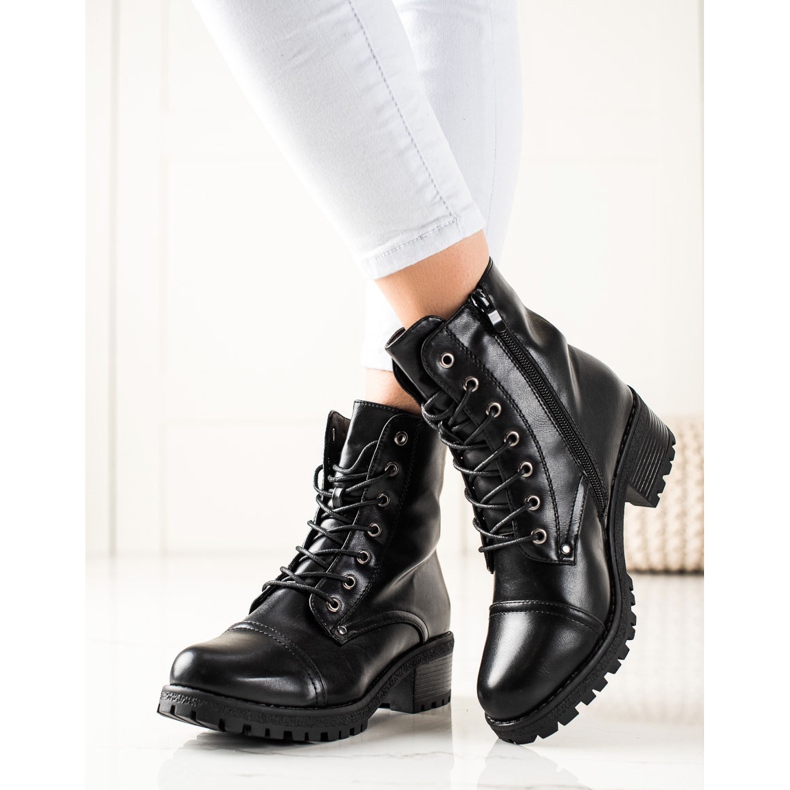 TRENDI Botas de salto plano preto 1