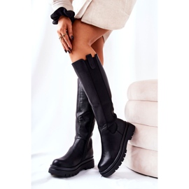 Botas isoladas de couro pretas preto 1