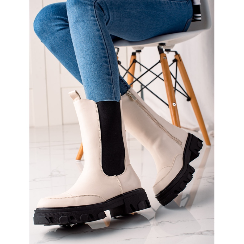 Small Swan Botas altas na plataforma bege 1