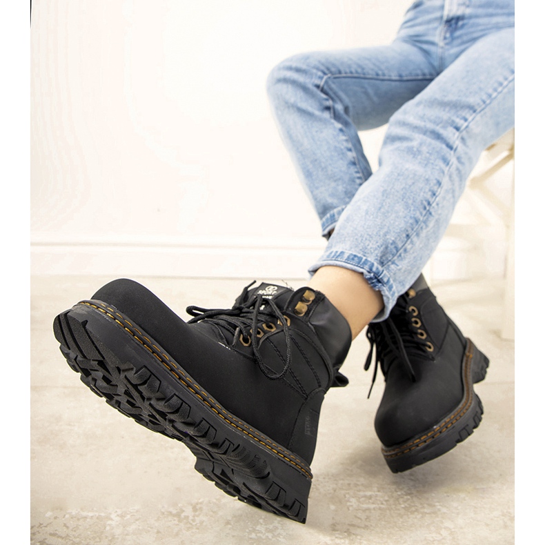 Botas femininas pretas com isolamento da Lívia preto 1 Botas femininas pretas com isolamento da Lívia preto 1