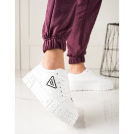 Goodin Tênis com couro ecológico na plataforma branco 1