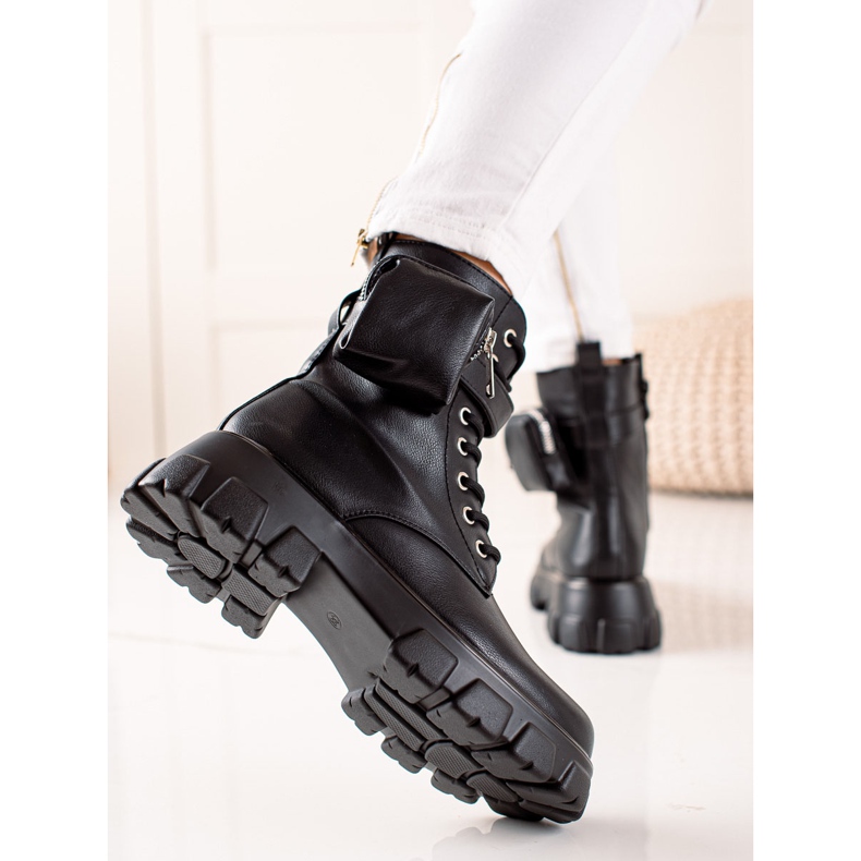 TRENDI Trappers da moda preto 1