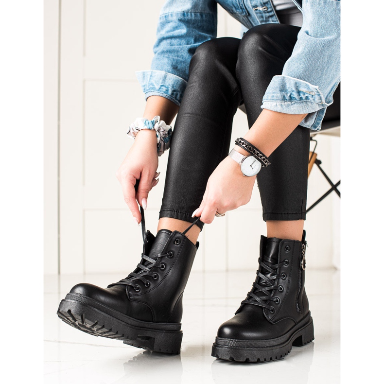 TRENDI Trappers pretos com zíper 2