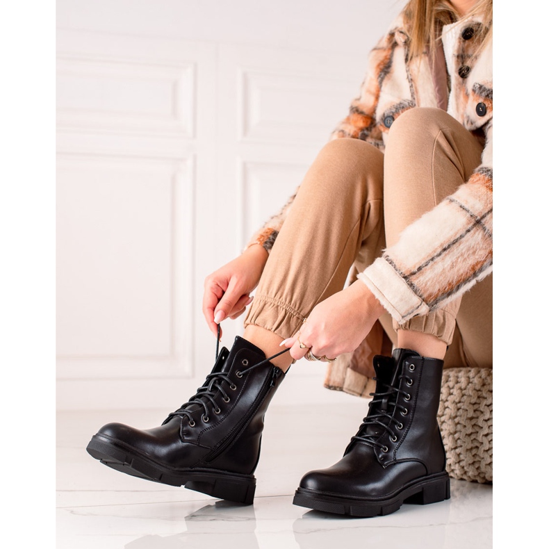 Ideal Shoes Trappers de trabalhadores clássicos preto 1