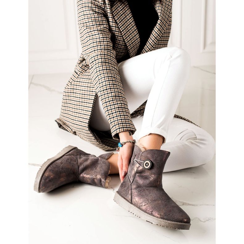 Evento Mukluki com brilho castanho 1