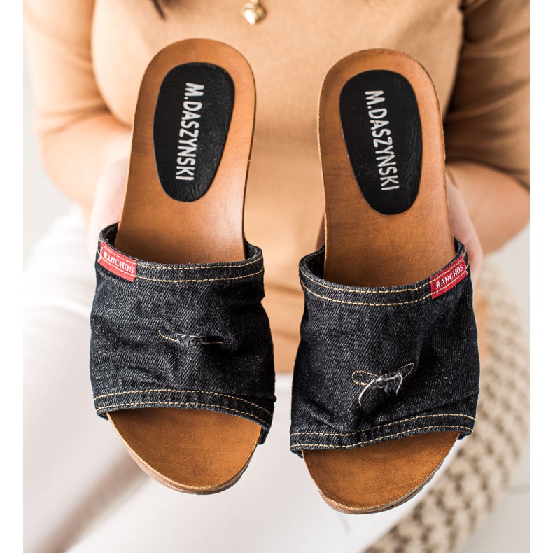 M.Daszyński Sandálias de cunha preto 1