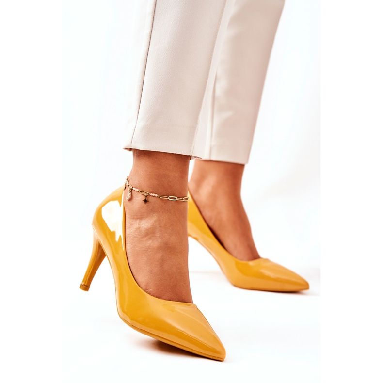 WS1 Bombas Lacquered Classic Stilettos Yellow Elinne amarelo 1