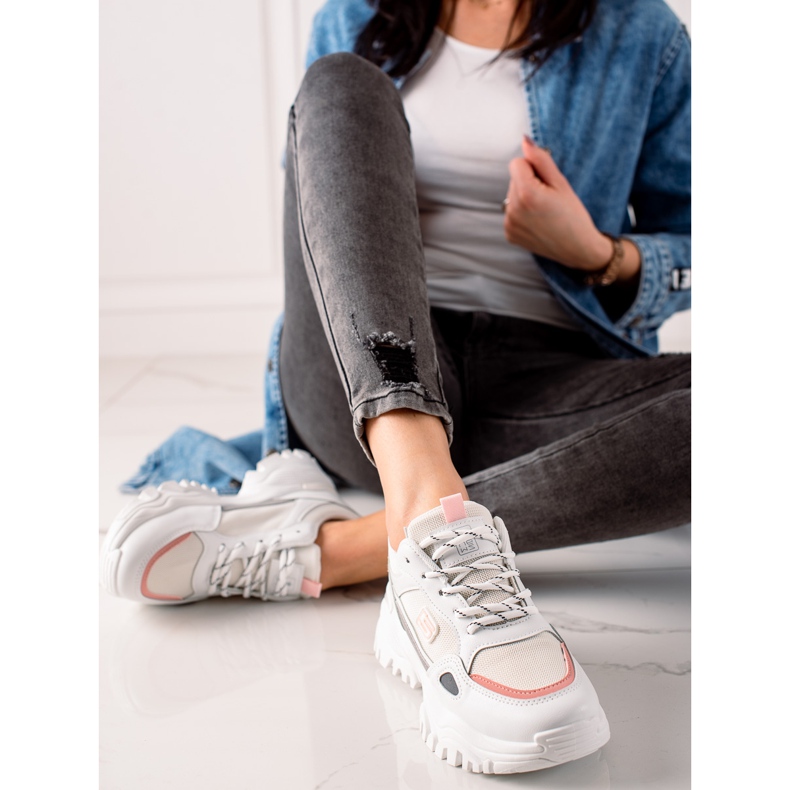 Evento Tênis branco da moda cinza 1