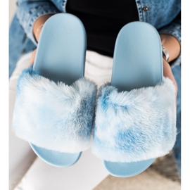 TRENDI Chinelos com pele azul 1
