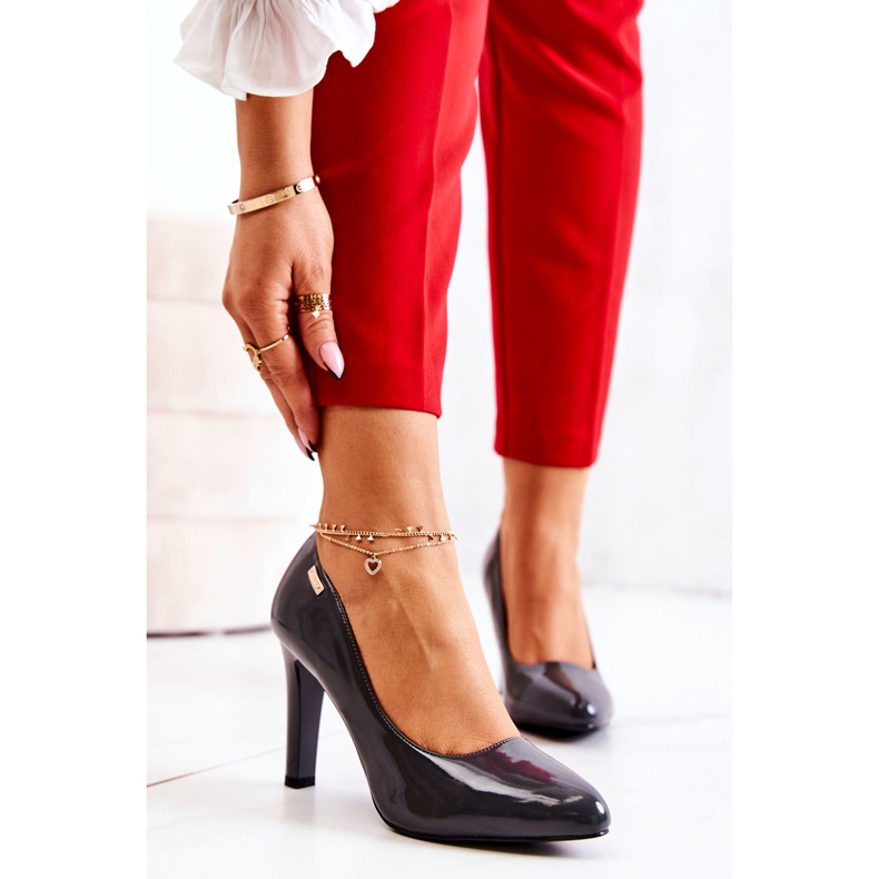 Sergio Leone Bombas femininas lacadas no salto Dark Grey Campbell cinza 1