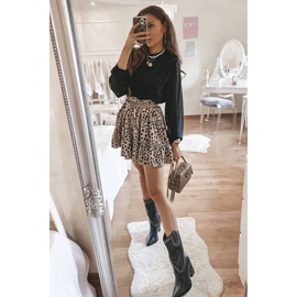 BM Botas de cowboy pretas com um topo Bora decorado preto 2