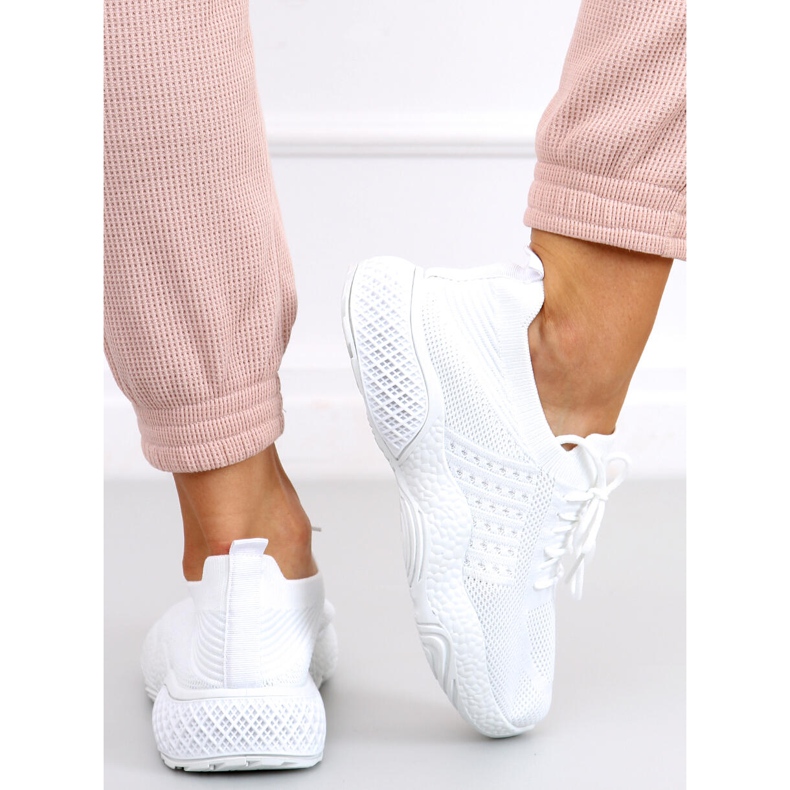 Sapatas esportivas Yetto White meia branco 2