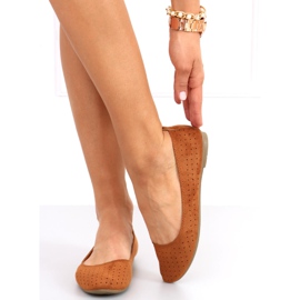 Bailarinas a céu aberto Amela Camel castanho 1 Bailarinas a céu aberto Amela Camel castanho 1