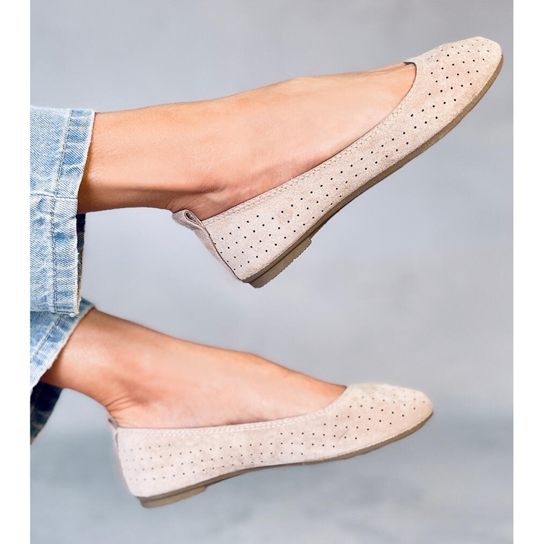 Bailarinas a céu aberto Ameli Bege 1 Bailarinas a céu aberto Ameli Bege 1