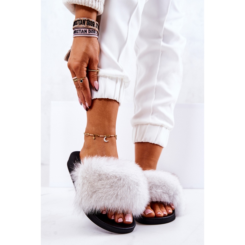 FM1 Chinelos Com Pelo Natural Branco Naturis 2