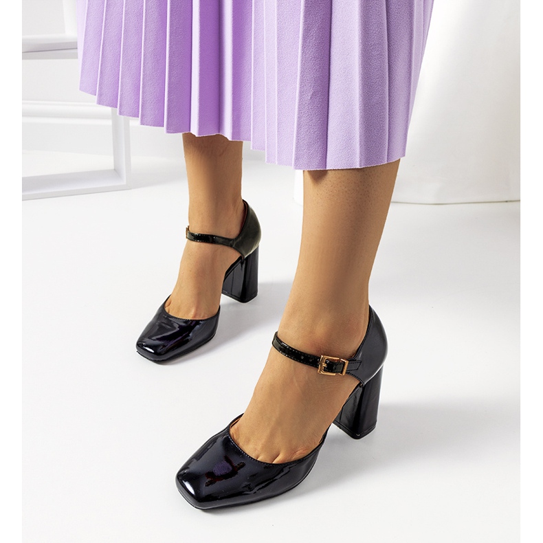 Bombas pretas no post Clement preto 2