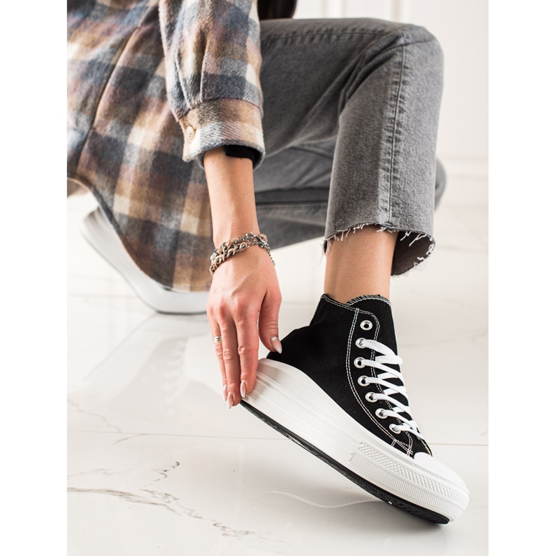 TRENDI Tênis da moda na plataforma preto 1