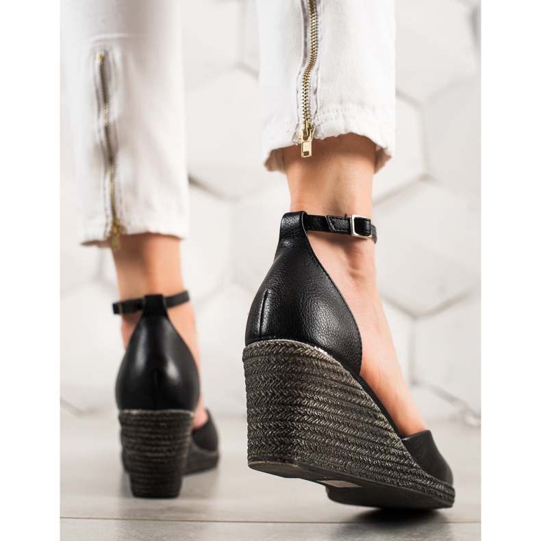 W. Potocki Sandálias e bombas em Koturnie Potocki preto 1