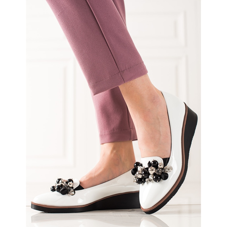 W. Potocki sapatos de cunha elegantes branco 1