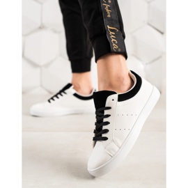 TRENDI Tênis esportivo branco com couro ecológico preto 1