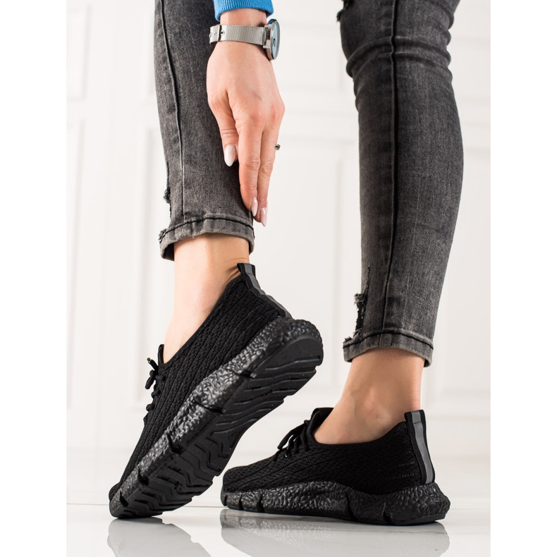 TRENDI Calçados Esportivos Pretos 1